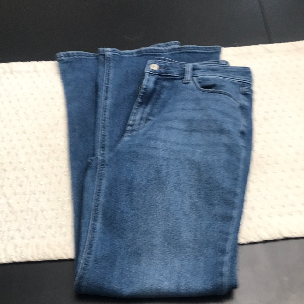 Old Navy WOW Flare Jeans